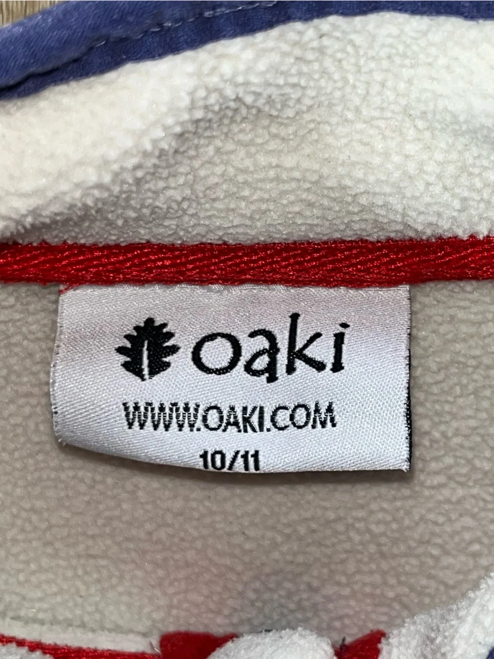 Oaki 100% polyester